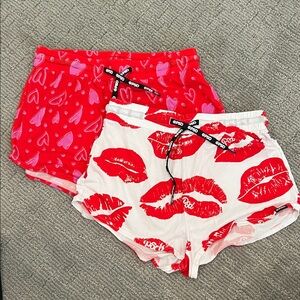 PSD Women's Red and White Heart & Lip Print Shorts Set